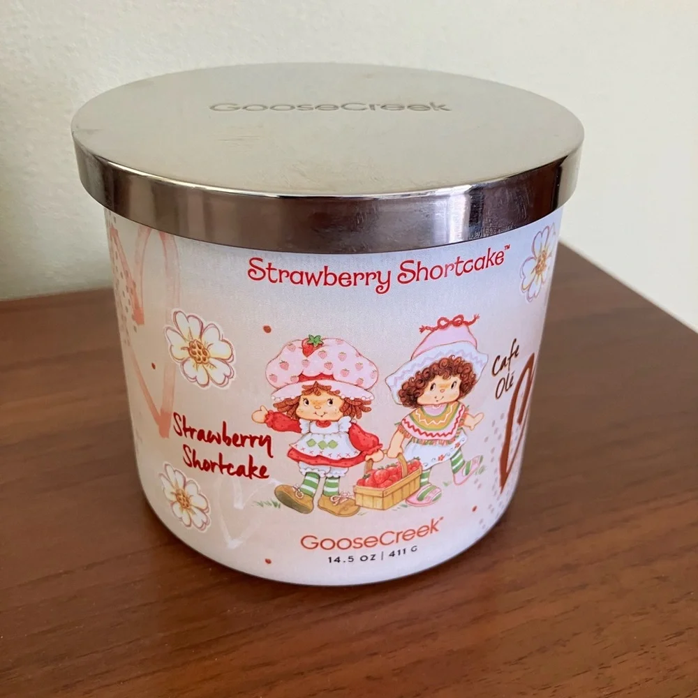Nostalgic Candle with Coffee Scent - Brand New! - Picture 1 of 5
